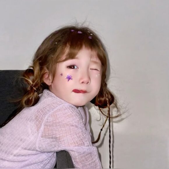 Meet your Posher, Linda - Picture 1 of 1